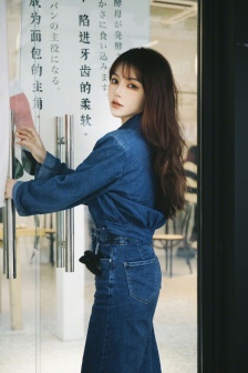黑人大操白富美 内射